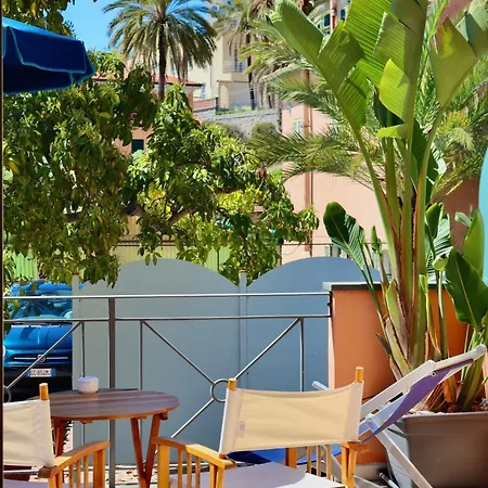 Alojamento de Acomodação e Pequeno-almoço Acqua Di Mare Bordighera