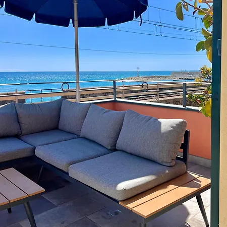 Oda ve Kahvaltı Acqua Di Mare Bordighera